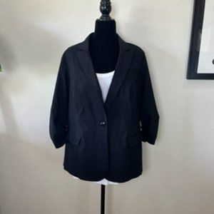 Torrid 3/4 Sleeve, One Button Closure Black Blazer, Size 2